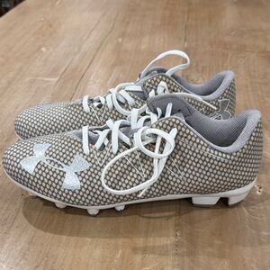 Under Armour Nitro Men's Grey and White football/lacrosse cleats